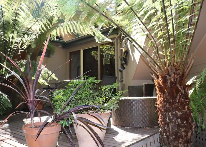 Linden Gardens Rainforest Retreat